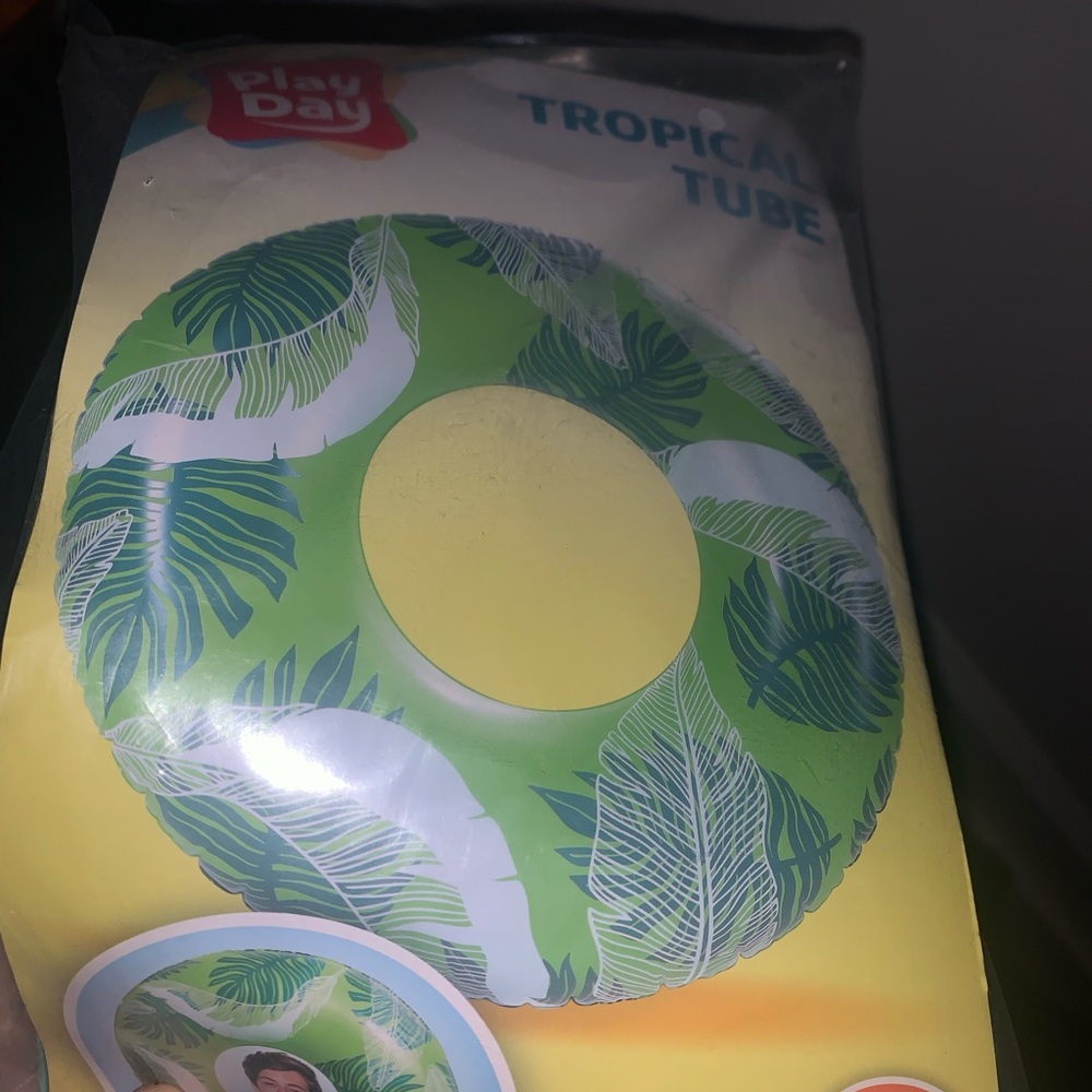 Tropical tube floats